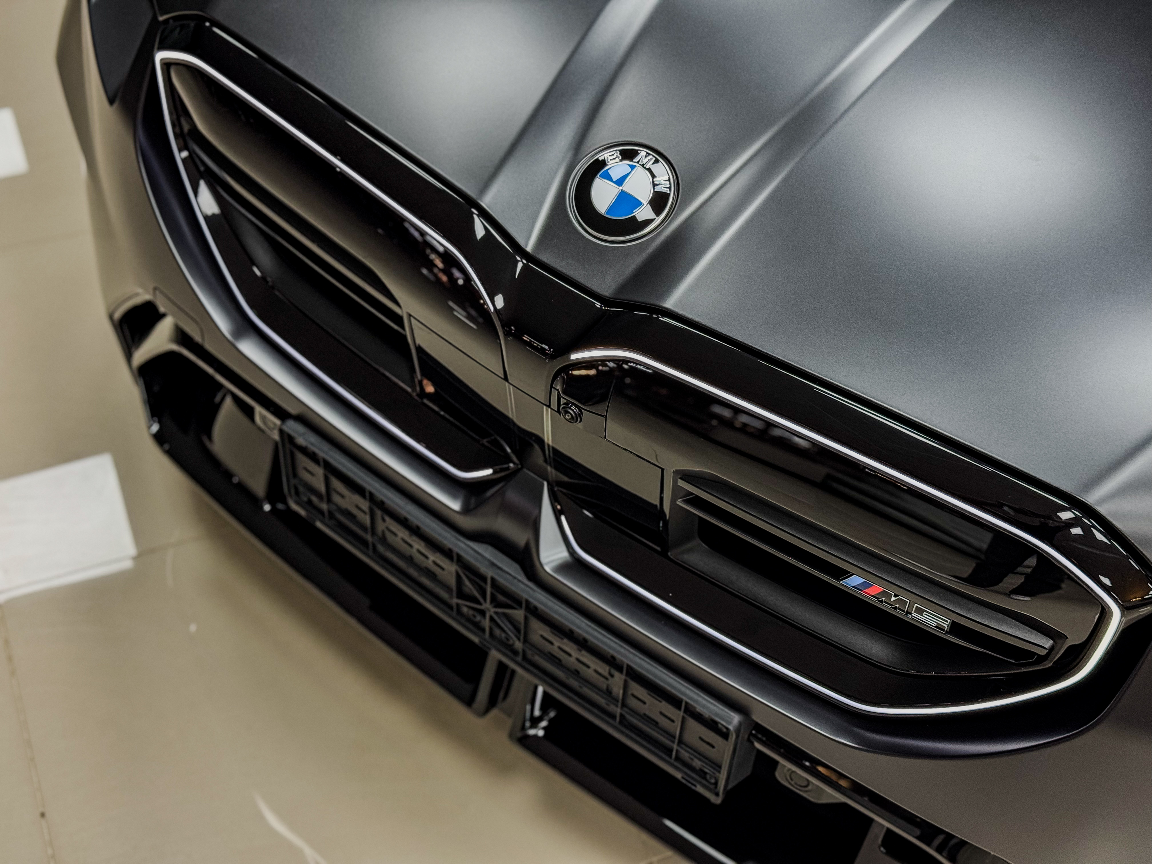 X-Drive  4.4L V8 Plug-In